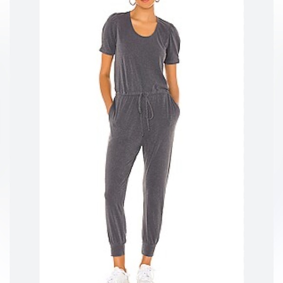 Sundry Pants - SUNDRY woman’s romper